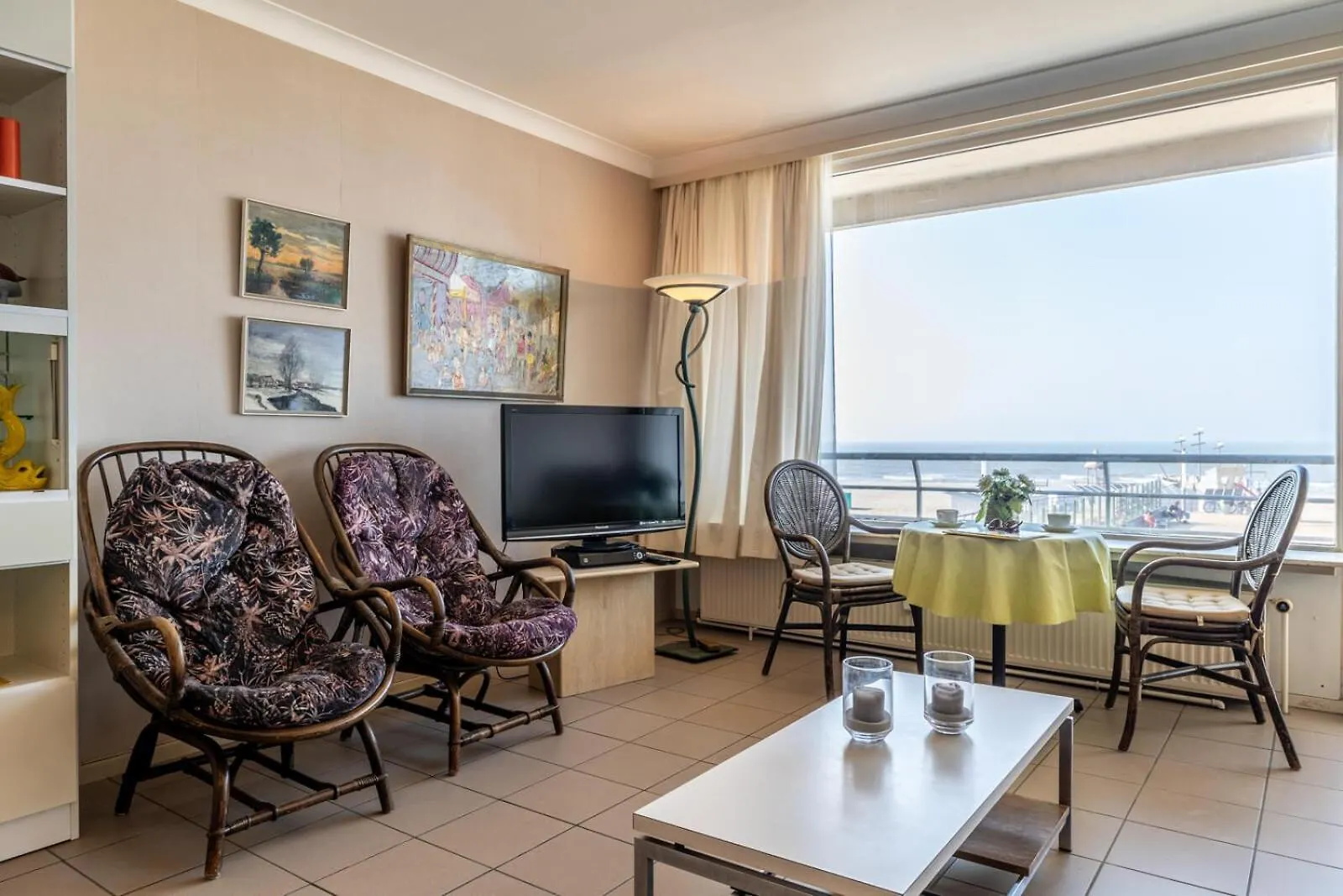 Unique 2-Bedroom Apartment With Direct Sea View T36 Ostend